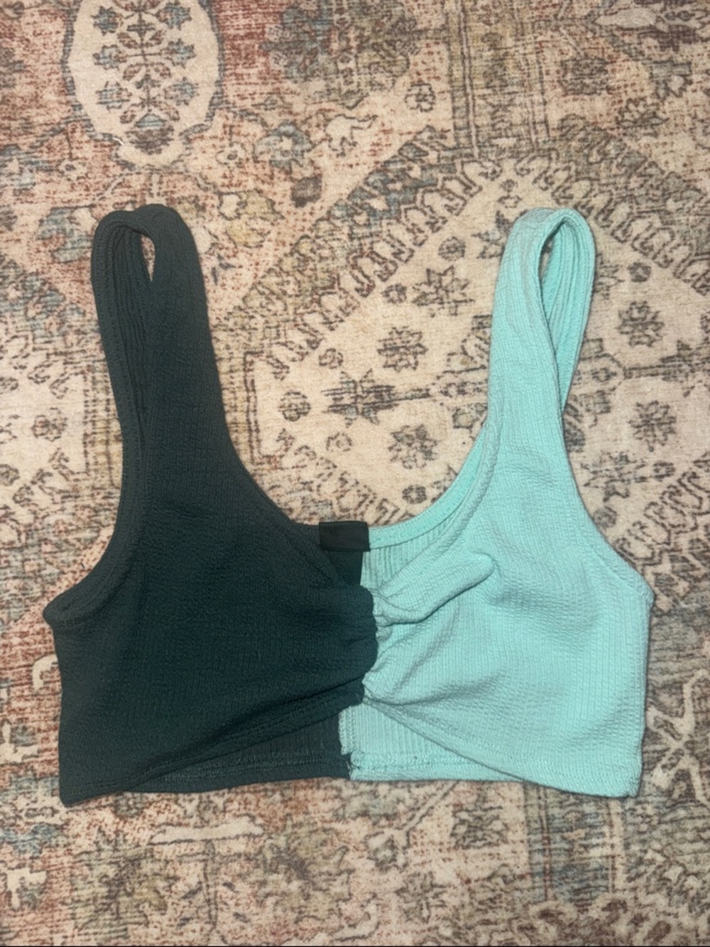 Two-Tone Ribbed Crop Top - Black & Light Teal